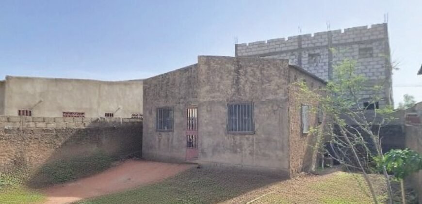 VILLA F3 BÂTIE SUR UNE PARCELLE DE 252 M² EN VENTE À BONHEUR VILLE