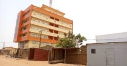 APPARTEMENT OPEN SPACE EN LOCATION – R+1 – SANYIRI