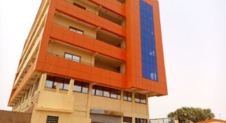 APPARTEMENT OPEN SPACE EN LOCATION – R+1 – SANYIRI