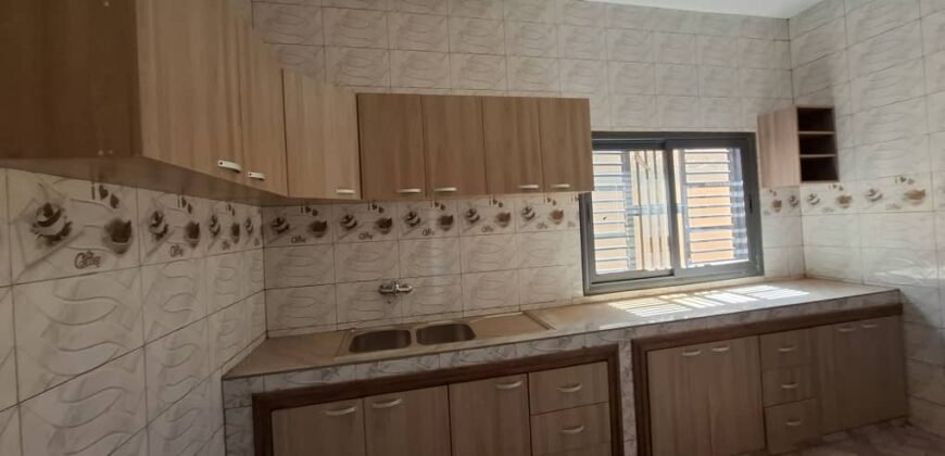 DUPLEX MODERNE DE 4 CHAMBRES EN LOCATION À LOUMBILA