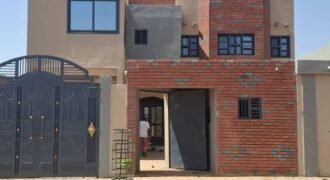 DUPLEX MODERNE DE 4 CHAMBRES EN LOCATION À LOUMBILA