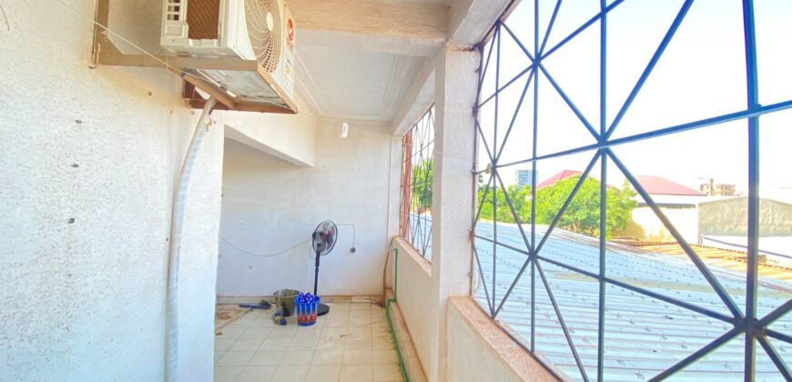 APPARTEMENT 3 CHAMBRES AVEC 3 SALLES D&rsquo;EAU – BILBALOGHO, BORD GOUDRON DERRIÈRE BCEAO