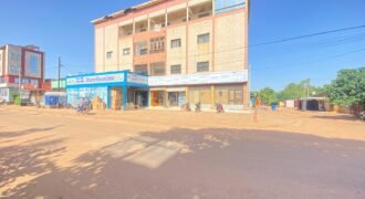 APPARTEMENT 3 CHAMBRES AVEC 3 SALLES D&rsquo;EAU – BILBALOGHO, BORD GOUDRON DERRIÈRE BCEAO