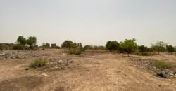 GRAND TERRAIN DE 3 928 M² EN VENTE À KOUBA