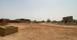 GRAND TERRAIN DE 3 928 M² EN VENTE À KOUBA