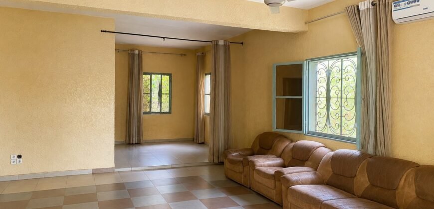 MAGNIFIQUE VILLA F4 À LOUER À BENDOGO