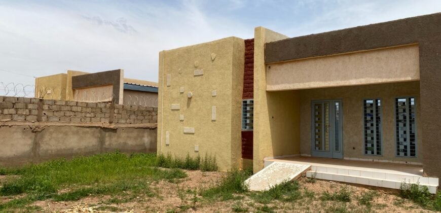 VILLA F5 À LOUER À LA CITÉ DE LA DIASPORA À GUIGUEMTENGA
