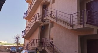 DES BUREAUX SITUES SUR UN IMMEUBLE R+3 EN LOCATION A BOINSYAARE