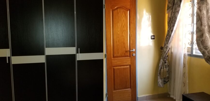 APPARTEMENT DE TYPE F3 MEUBLE A LOUER A OUAGA2000 ZONE C