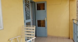 APPARTEMENT DE TYPE F3 MEUBLE A LOUER A OUAGA2000 ZONE C