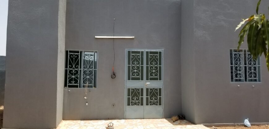 VILLA DE TYPE F4 NOUVELLE CONSTRUCTION EN LOCATION A OUAGADOUGOU QUARTIER BASSINKO