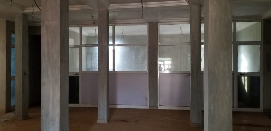 IMMEUBLE R+1 BATI SUR UNE PARCELLE DE 459 M² EN VENTE A LOUMBILA