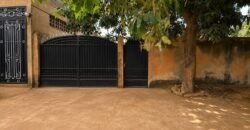 VILLA DE TYPE F4 BÂTIE SUR UNE PARCELLE DE 400 M² EN VENTE À KARPALA
