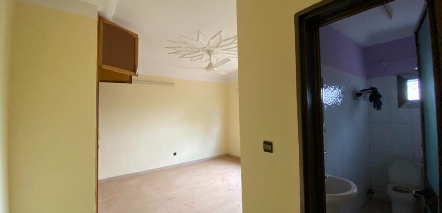 APPARTEMENT DE STANDING F4 — 04 PIÈCES À LOUER AU CŒUR DE DAPOYA