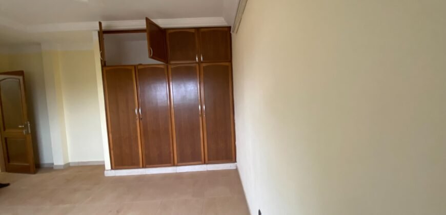 APPARTEMENT DE STANDING F4 — 04 PIÈCES À LOUER AU CŒUR DE DAPOYA
