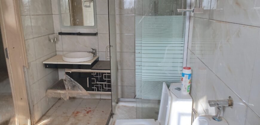DUPLEX NEUF DE 08 PIÈCES EN LOCATION À KARPALA