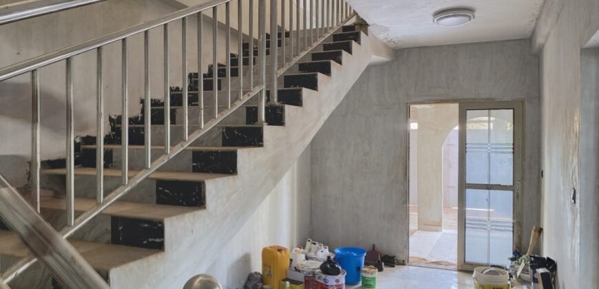 DUPLEX NEUF DE 08 PIÈCES EN LOCATION À KARPALA