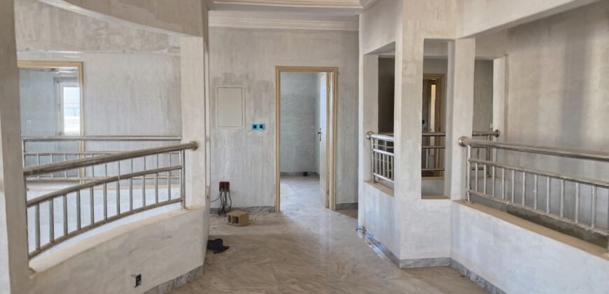 DUPLEX NEUF DE 08 PIÈCES EN LOCATION À KARPALA