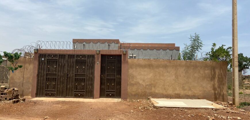 VILLA NOUVELLE CONSTRUCTION EN LOCATION À BASSINKO
