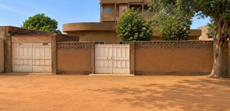 VILLA F4 DE PRESTIGE À SOMGANDE