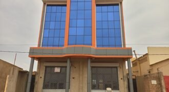 IMMEUBLE R+3 À LOUER À OUAGADOUGOU QUARTIER BONHEUR VILLE