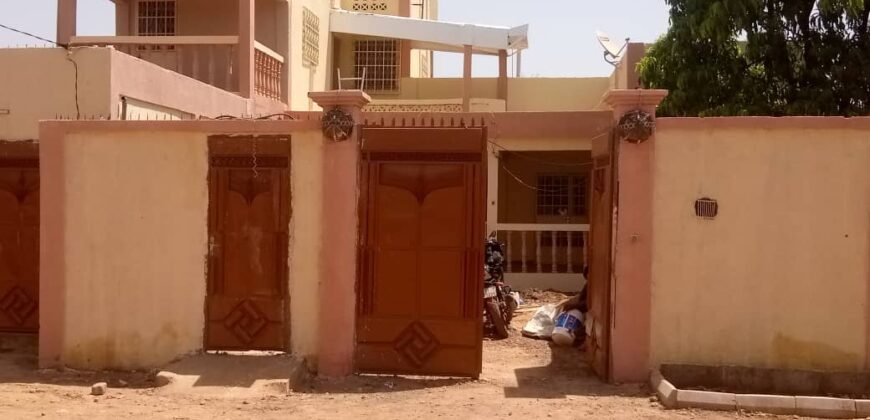 DUPLEX EN LOCATION DANS LE QUARTIER TANGHIN