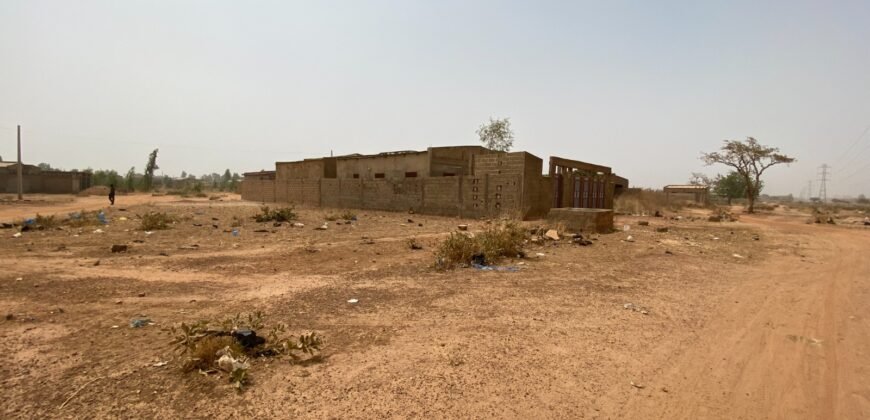 PARCELLE PAN COUPÉ DE 298 M² EN VENTE À ZAGTOULI – CITE ABDOUL SERVICE