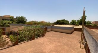BELLE VILLA F7 À LOUER À BOULMIOUGOU