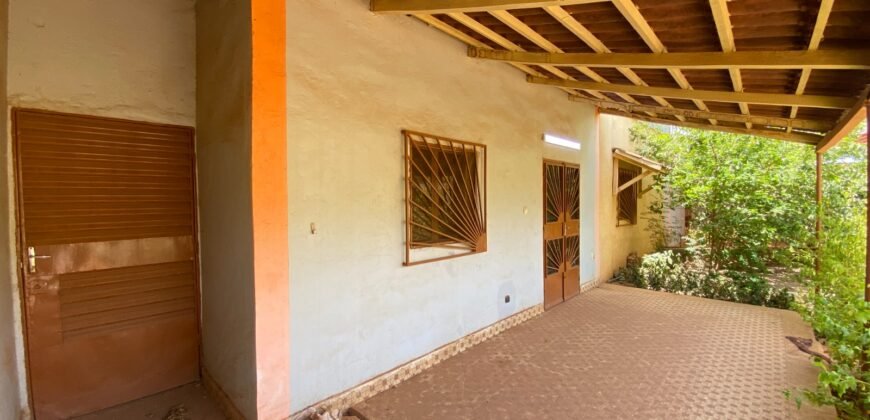 BELLE VILLA F7 À LOUER À BOULMIOUGOU