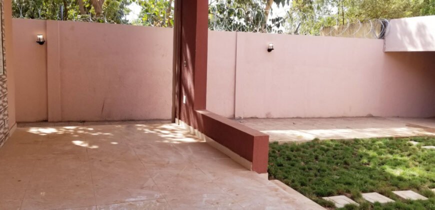APPARTEMENT DE TYPE F3 MEUBLE A LOUER A OUAGA2000 ZONE C