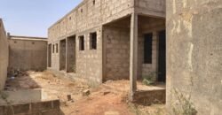 PARCELLE AVEC BÂTI D&rsquo;UNE SUPERFICIE DE 375 M² EN VENTE DANS LE QUARTIER TENGANDOGO