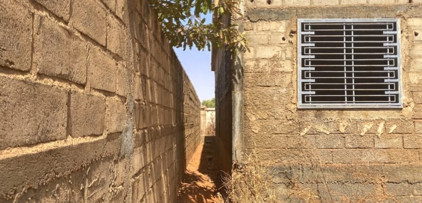 TERRAIN DE 300M² AVEC DEUX MINIVILLAS JUMELÉES DE TYPE F3 À ZAGTOULI EN VENTE