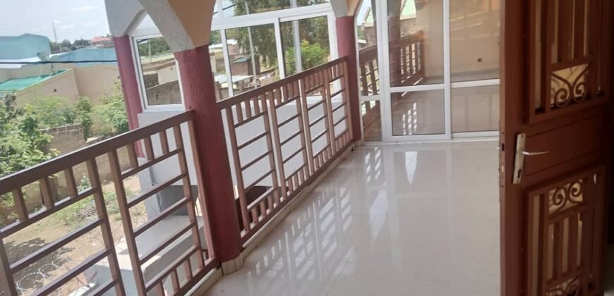 DUPLEX DE 7 PIÈCES EN LOCATION À BALKUY