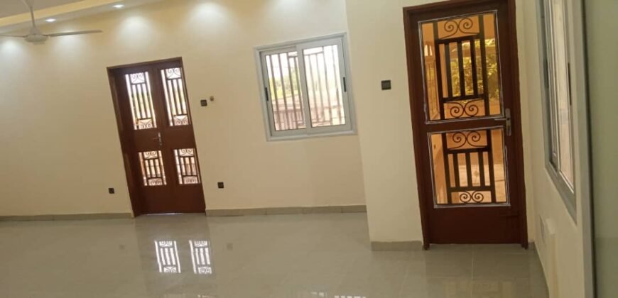 DUPLEX DE 7 PIÈCES EN LOCATION À BALKUY