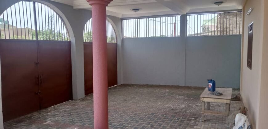 DUPLEX DE 7 PIÈCES EN LOCATION À BALKUY