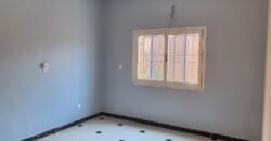 TRIPLEX DE 7 PIÈCES EN LOCATION À OUAGA 2000 EXTENSION SUD