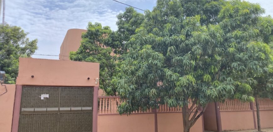 DUPLEX DE 07 PIÈCES EN LOCATION À OUAGA 2000 ZONE C