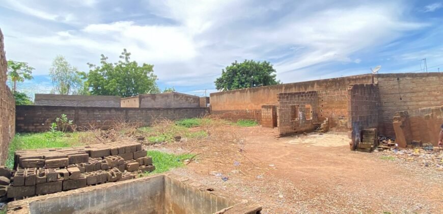 PARCELLE CLÔTURÉE DE 374 M² À VENDRE À DASSASGHO