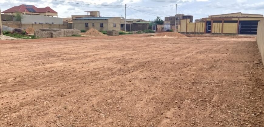 PARCELLE DE 353 M² EN VENTE À GARGHIN