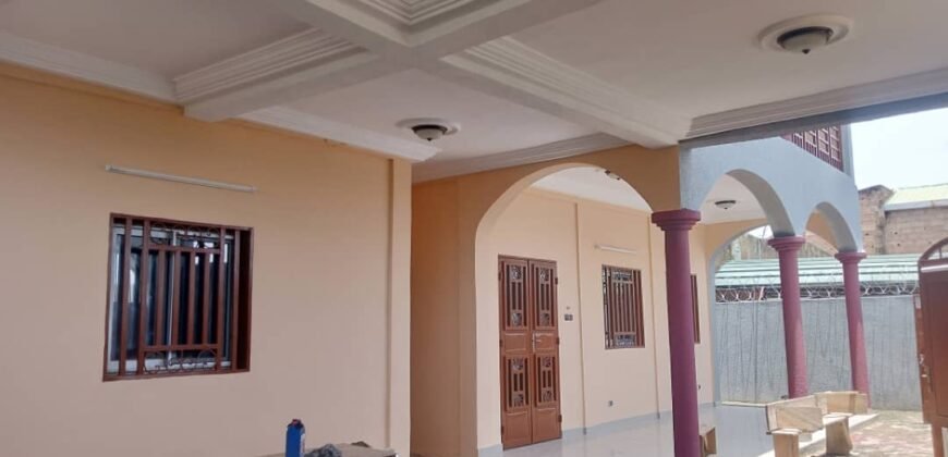 DUPLEX DE 7 PIÈCES EN LOCATION À BALKUY