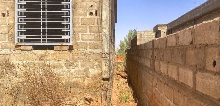 TERRAIN DE 300M² AVEC DEUX MINIVILLAS JUMELÉES DE TYPE F3 À ZAGTOULI EN VENTE