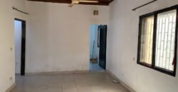 VILLA F4 DE PRESTIGE À VENDRE DANS LE QUARTIER SAMANDIN