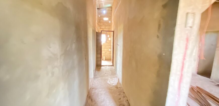 VILLA EN FINITION SUR 300 M² À VENDRE À SAABA ZAKIN II