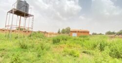 À VENDRE : TERRAIN CLÔTURÉ DE 5 000 M² À BASSINKO – BISSIGHIN