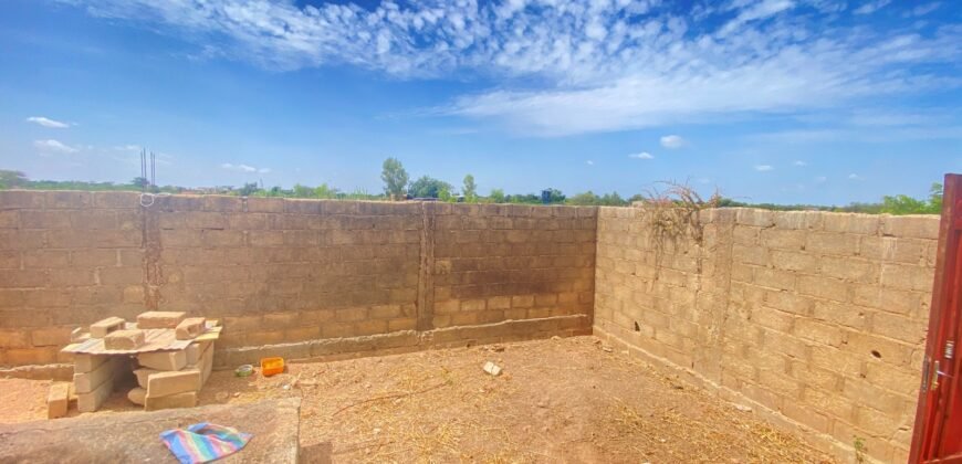 VILLA EN FINITION SUR 300 M² À VENDRE À SAABA ZAKIN II